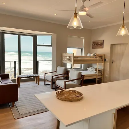 Oppiesee Selfcatering Apartments Herolds Bay Exterior photo