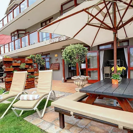 Oppiesee Selfcatering Apartments Herolds Bay Exterior photo